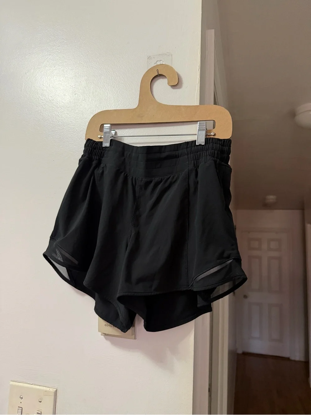 lululemon athletica Black Elastic-Waist Athletic Shorts